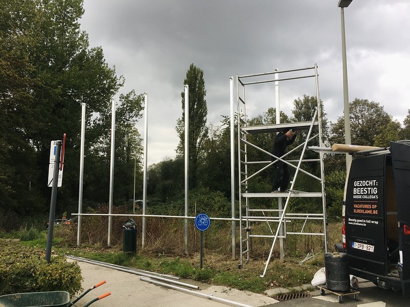 Easy Flex constructie op palen_ParkView Boom_XL Reklame Mechelen Easy Flex constructie op palen bij ParkView Boom - XL Reklame Mechelen